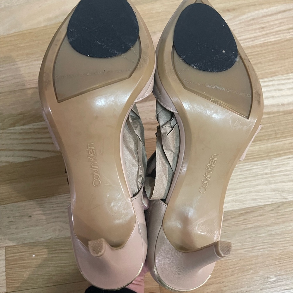 Calvin Klein Gella Women's Nude Pointed-Toe Heels Size  8.5 - Picture 6 of 8